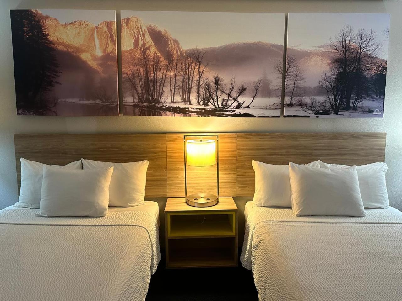 Days Inn By Wyndham Ridgecrest Near China Lake Naval Station Kültér fotó